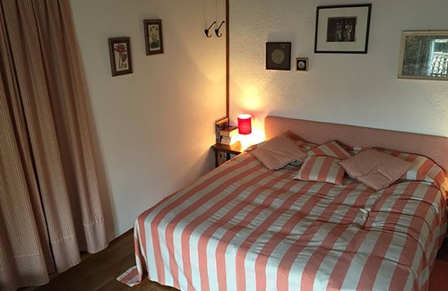 Sezana Cottage | Picturesque Stone Cottage