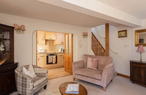 Ampleforth Cottage | Picturesque Stone Cottage in heart of North Yorkshire Village - Dog Friendly