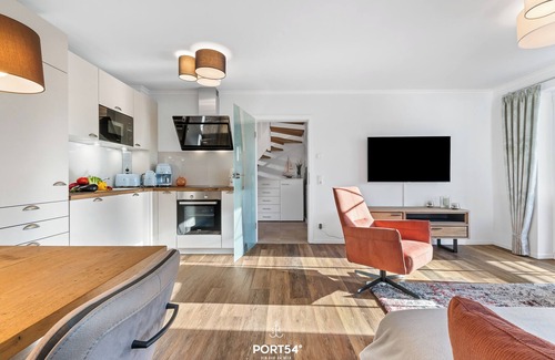 Busum Apartment | Pier 12b - for 4 persons, parking space, quiet location, modern, cosy terrace