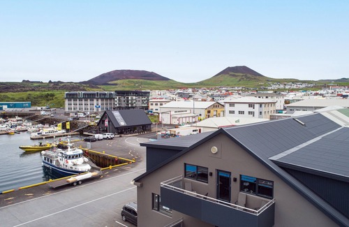 Vestmannaeyjar Apartment | Pier Apartments