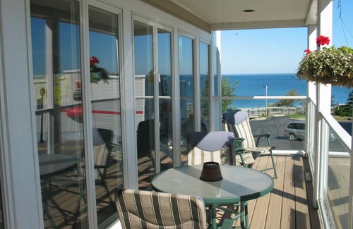 St Ignace Condo | Pier Harbor Condo #2-Downtown