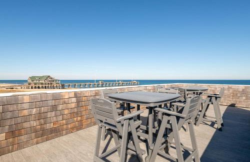 Nags Head House | Pier House - K1009, Unique Oceanfront Retreat in Nags Head, Indoor Pool!