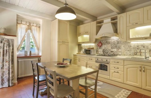 Cascine-La Croce House | Piero by Interhome