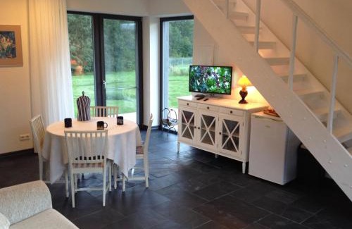 Pohja-Parnumaa Parish House | Piesta riverside cottage in Soomaa region
