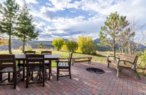 Westcreek Cabin | Pikes Peak Ranch - Wilderness Cabin