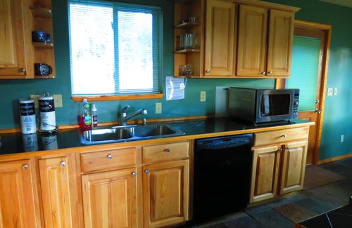 Westcreek House | PIKES PEAK RETREAT PANORAMIC MOUNTAIN AND LAKE VIEWS, PIKES NATIONAL FOREST