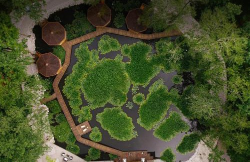 Nova Gorica Villa | Pikol Lake Village Wine Estate