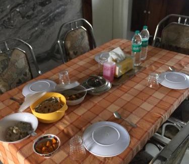 Prabhadevi Apartment | Pinaki Comfort Stay