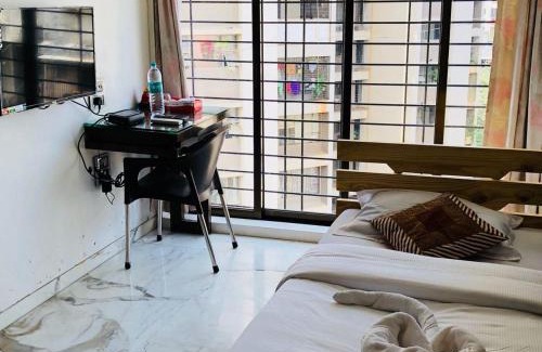 Prabhadevi Apartment | Pinaki Comfort Stay