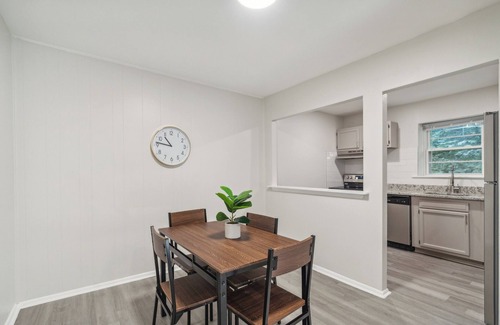 Newark Apartment | Pine Brook 808 I Your Newark Retreat I Pool & Gym