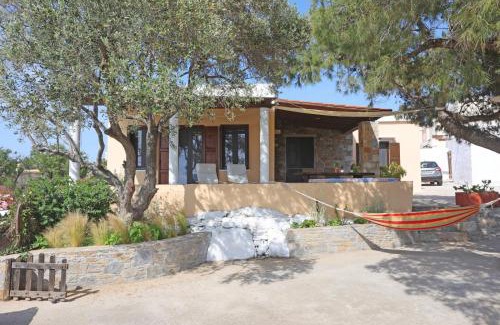Mesaria House | Pine Cottage, Syros Island