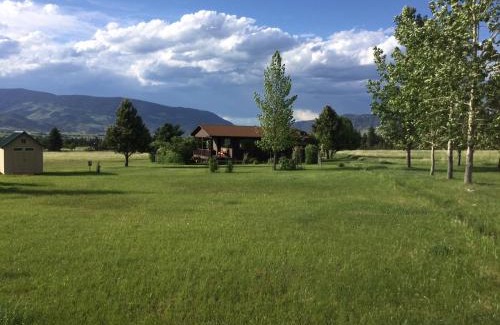 Livingston House | Pine Creek Cabin Livingston Montana