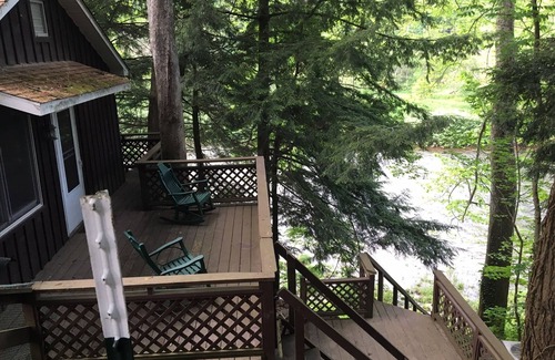 Gaines House | Pine Creek Treehouse