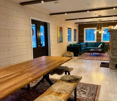 Koengaes Villa | Pine Forest Hideout - Villa Tapiontytär
