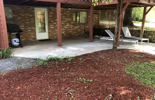 Zion Crossroads Apartment | Pine Grove Apartment: Visit Monticello, wineries, UVA