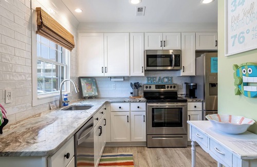 Pine Knoll Shores House | Pine Knoll Townes 132: Almost Oceanfront Townhouse in Pine Knoll Shores, NC!