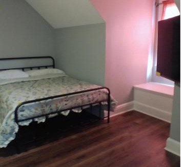 Fourmile Bed & Breakfast | Pine Mountain Inn