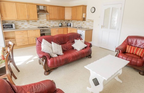 Clondra Cottage | PINE VIEW, pet friendly in Ballinamuck, County Longford