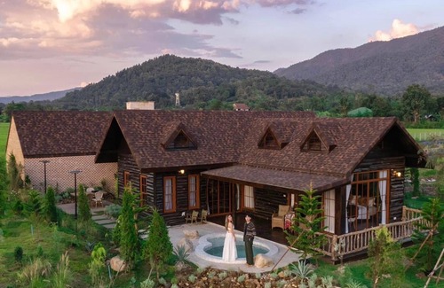 On Nuea Villa | Pine Village