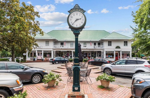 Pinehurst Condo | Pinehurst Golf, Weddings, Seminars with Hallmark Ambiance