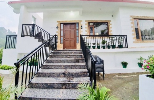 Kasauli House | PINEVILLE HOME KASAULI