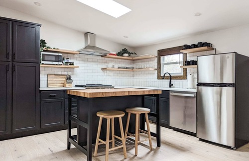 Catskill House | Pinewood Bungalow - Luxury Cabin, Kid-Friendly
