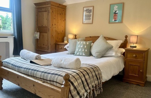 Fulford House | Pinfold Cottage