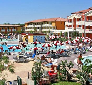 Caorle Apartment | Pini Village Lido Altanea