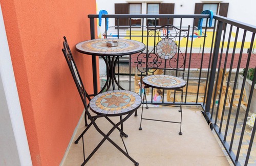 Sant'Ambrogio di Valpolicella Apartment | PINK APARTMENT between Lake Garda and Verona