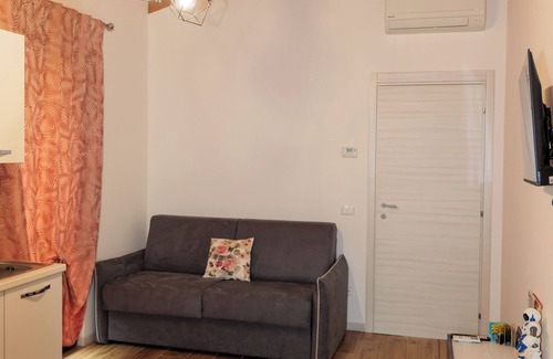 Sant'Ambrogio di Valpolicella Apartment | PINK APARTMENT between Lake Garda and Verona
