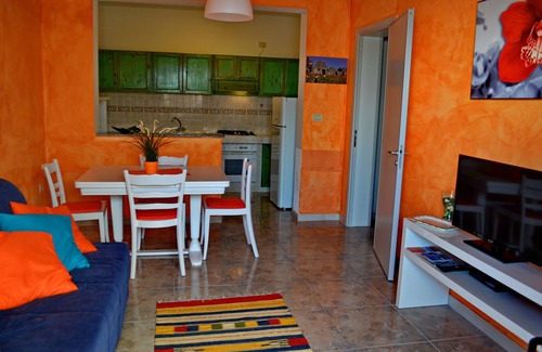 Marina San Gregorio Apartment | PINK BAY HOUSE 100 MT FROM THE SEA