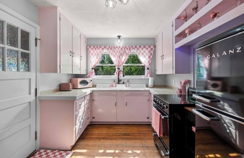 Anoka House | Pinky Promise You’ll Love It! Perfect for Brides, Bachelorettes & Girls Weekend