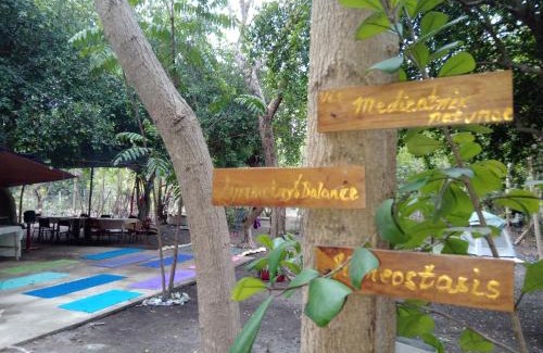 Luna Cabin | PINOY YOGA POLE PIYOPO LA UNION fan kubo 4 pax
