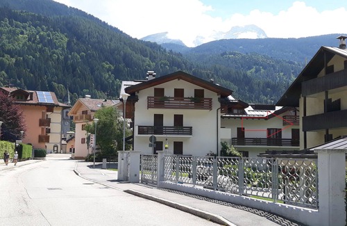 Pinzolo Apartment | PINZOLO Centro/Pineta - 4 beds