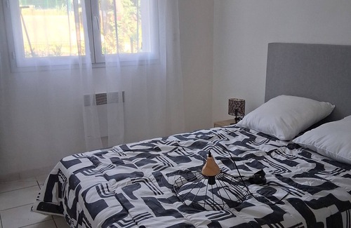 Piolenc Apartment | PIOLENC . apartment in Provence, single storey, very bright.