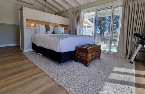 Eurunderee House | Pipeclay Cottage Farmstay Vibes and Chic Design