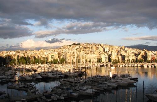 Pasalimani Apartment | Piraeus Seaview Elegant Apartments