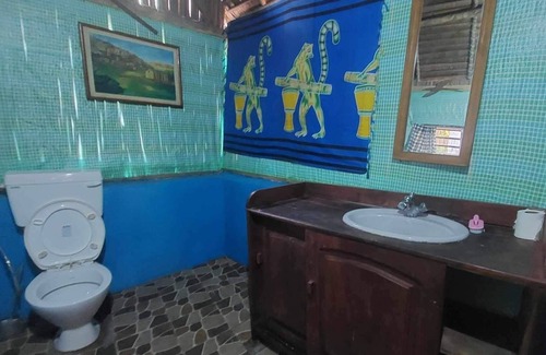 Ambaro House | Piscine Bimoko
