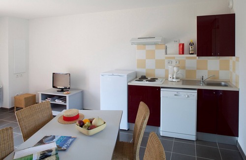Aubignan House | Piscines et salle de fitness sur place !