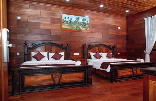 Svay Pao Hotel | Piseth Private Villa Hotel