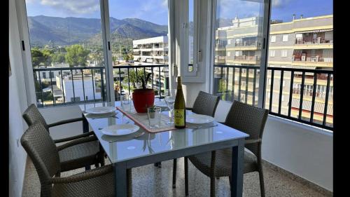 Benicassim Apartment | Piso a pie de playa con piscina y vistas al mar