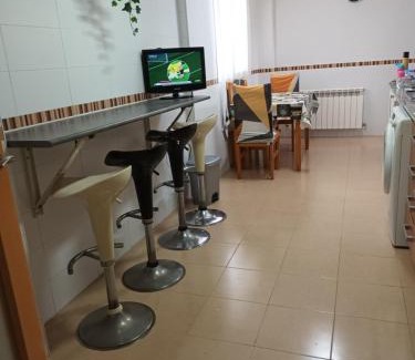 Burriana Apartment | Piso amplio de 3 habitaciones, 2 baños, ascensor y parking