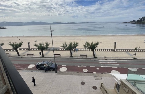 Sanxenxo Condo | Piso de Lujo en Primera Línea de Playa en Sanxenxo