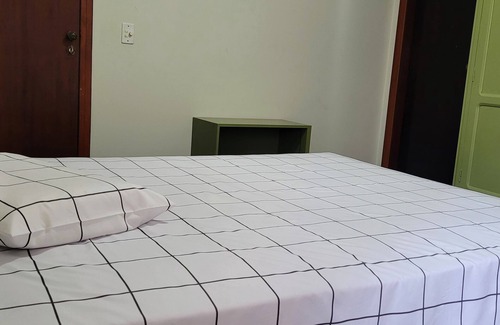 Sao Paulo House | PIT STOP: Suite with Double Bed (Private Bathroom)