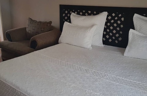 Kabwe House | Pizo Lodge