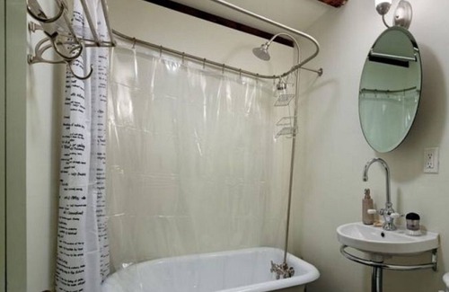 Kabwe House | Pizo Lodge