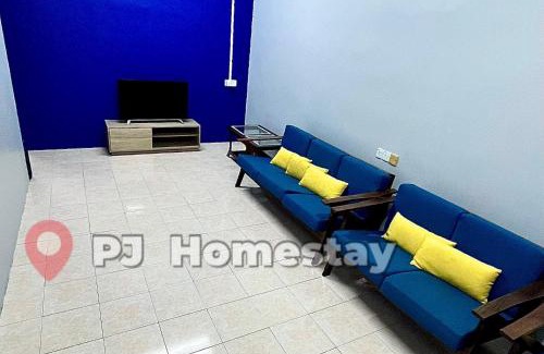 Parit Raja House | PJ Homestay