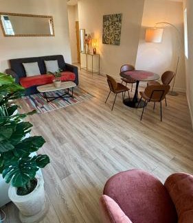 Ternes Apartment | Place de l'Etoile, Wagram with AC