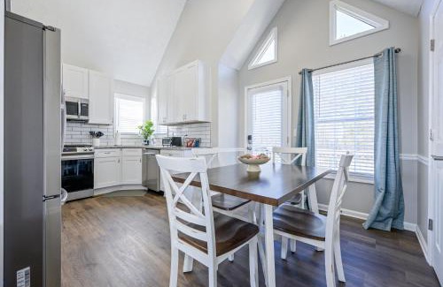 Adairsville House | Plan A Trip To The Lake In This Open Air Cozy Home