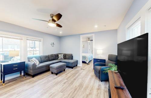 Frankford House | Plantation Park - 37259 Alabama Dr